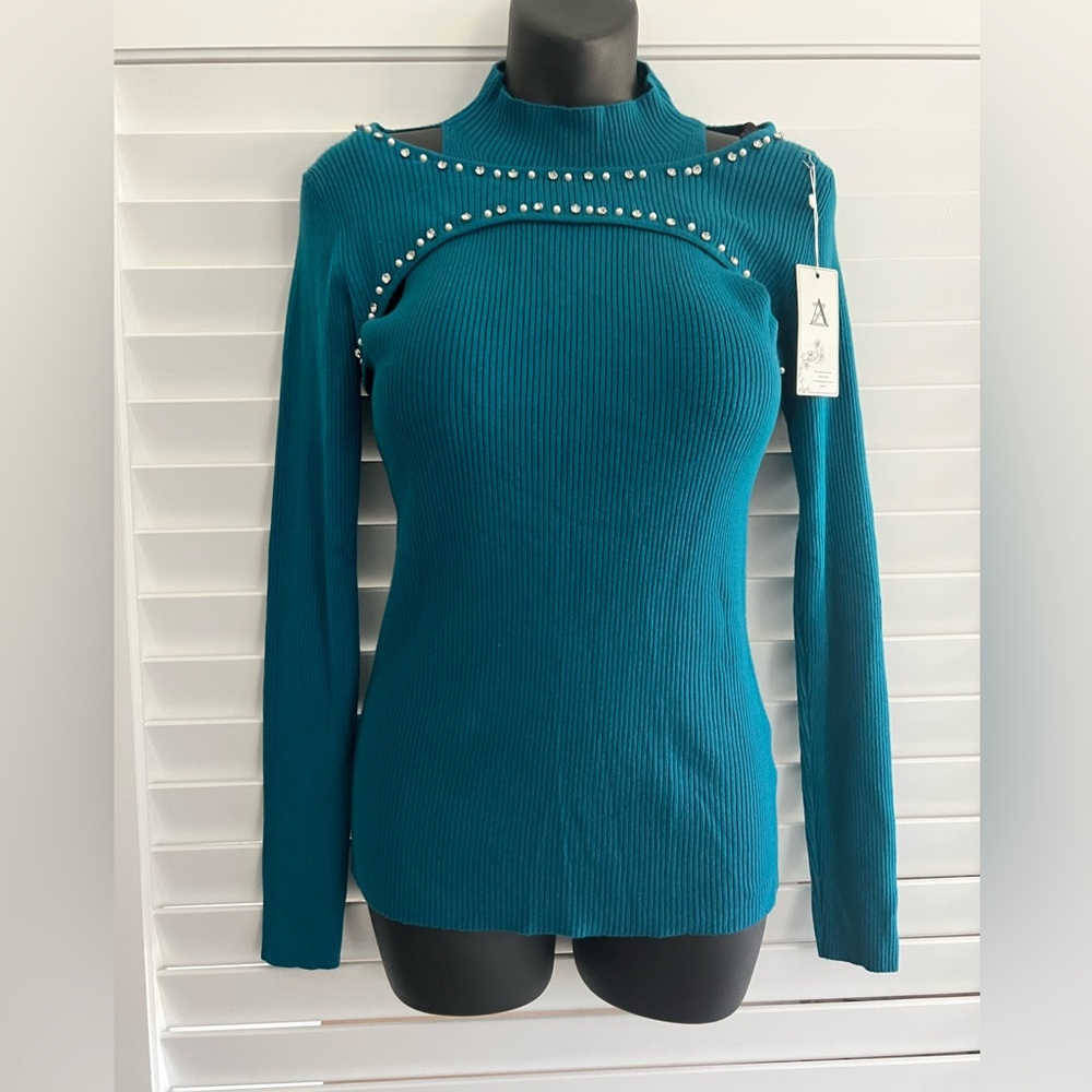 NWT Teal blue ribbed knit cold shoulder sweater with rhinestone embellishments